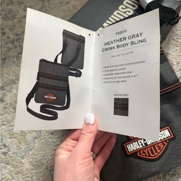 Harley-Davidson Heather Gray Crossbody Sling Bag Shield Logo NWT - Picture 3 of 6